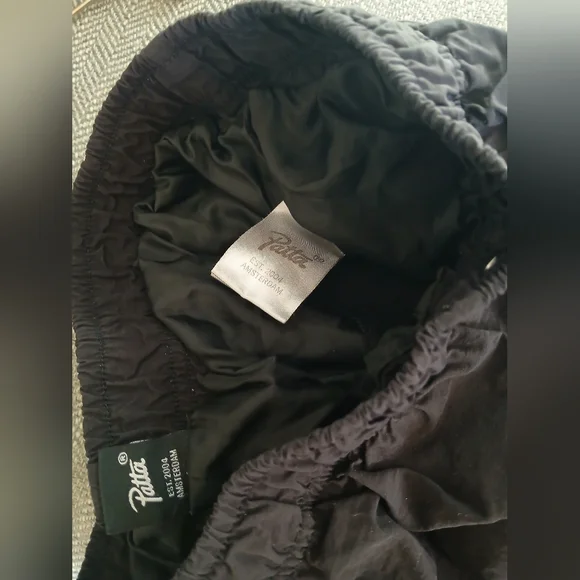 Patta Basic Nylon Padded Track Pants. Size L - Picture 10 of 11